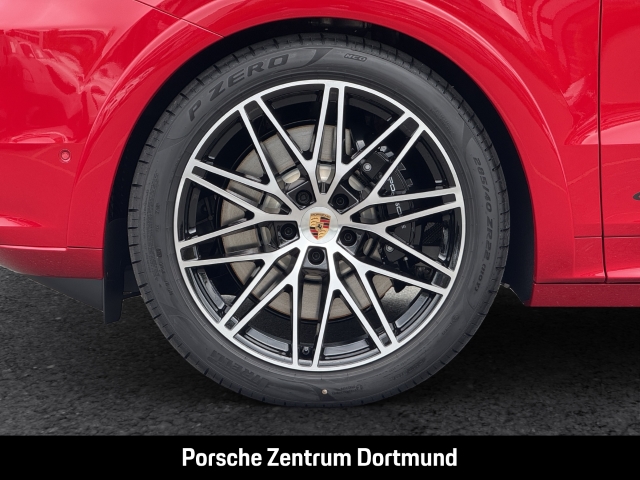 Porsche Cayenne GTS Coupe HA-Lenkung InnoDrive Head-Up