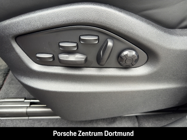 Porsche Cayenne GTS Coupe HA-Lenkung InnoDrive Head-Up