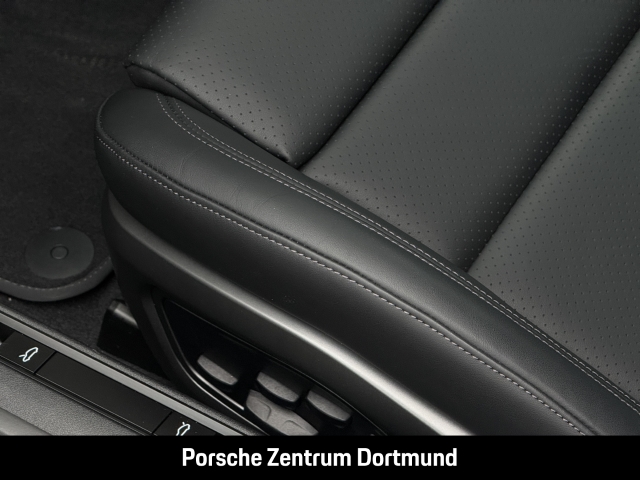 Porsche 992 911 Carrera Cabriolet Sportabgas BOSE 21Zoll