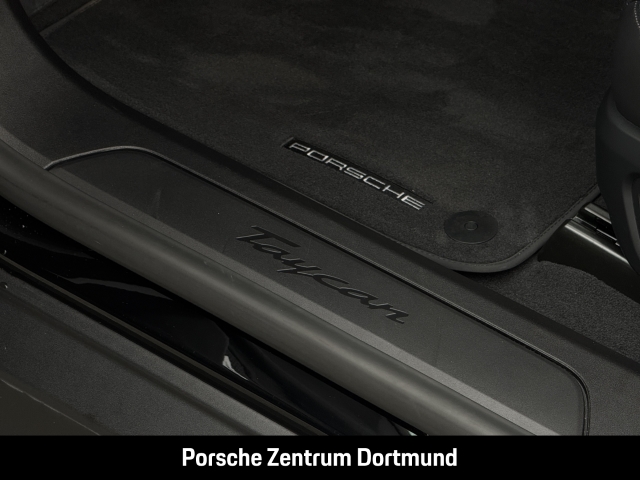Porsche Taycan Sport Turismo BOSE Luftfederung Panorama