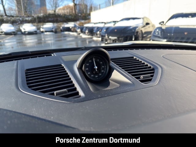 Porsche 992 911 Carrera S HA-Lenkung Sportabgas BOSE