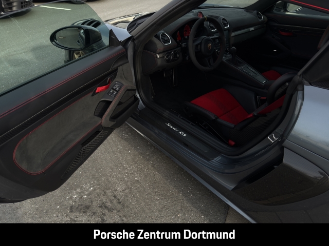 Porsche 718 Spyder RS Liftsystem-VA Weissach-Paket BOSE