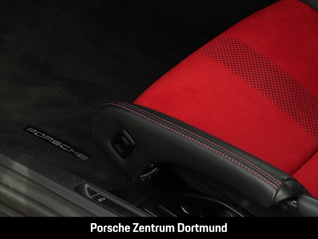 Porsche 718 Spyder RS Liftsystem-VA Weissach-Paket BOSE