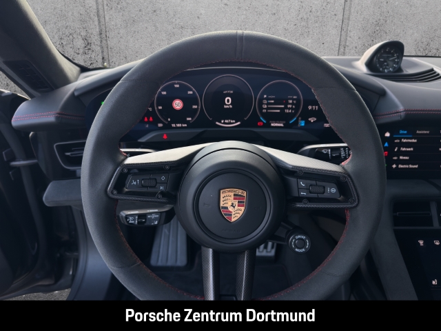 Porsche  Taycan GTS Sport Turismo HA-Lenkung InnoDrive