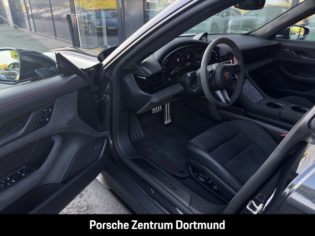 Porsche  Taycan GTS Sport Turismo HA-Lenkung InnoDrive