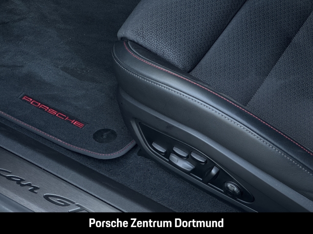 Porsche  Taycan GTS Sport Turismo HA-Lenkung InnoDrive