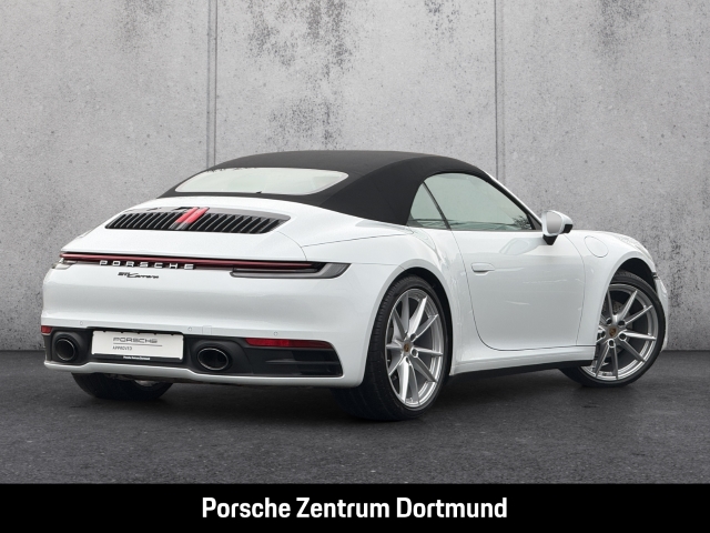 Porsche 992 911 Carrera Cabriolet LED-Matrix Sportabgas