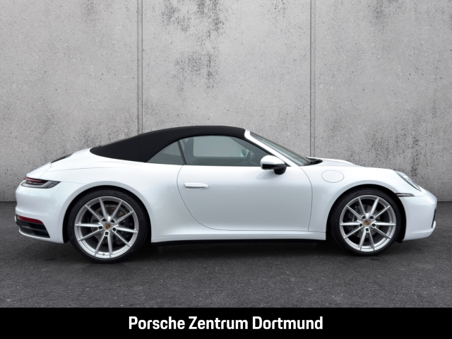 Porsche 992 911 Carrera Cabriolet LED-Matrix Sportabgas