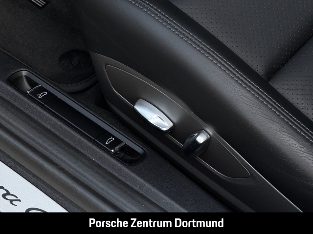 Porsche 991 911 Carrera GTS HA-Lenkung Rückfahrkamera