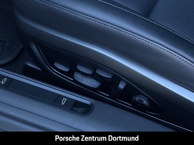 Porsche 992 911 Carrera S Cabrio HA-Lenkung Nachtsicht