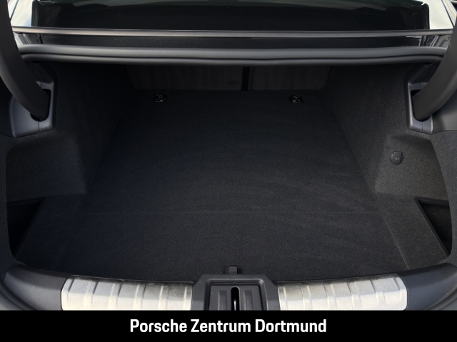 Porsche Taycan 4 BOSE Panorama Luftfederung SportDesign