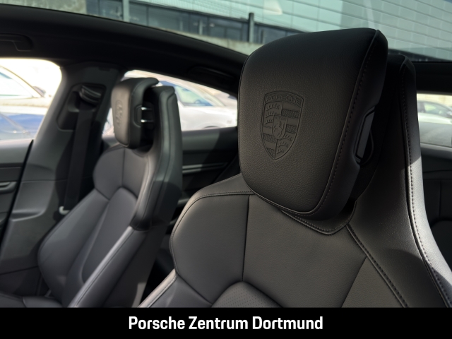 Porsche Taycan 4 BOSE Panorama Luftfederung SportDesign