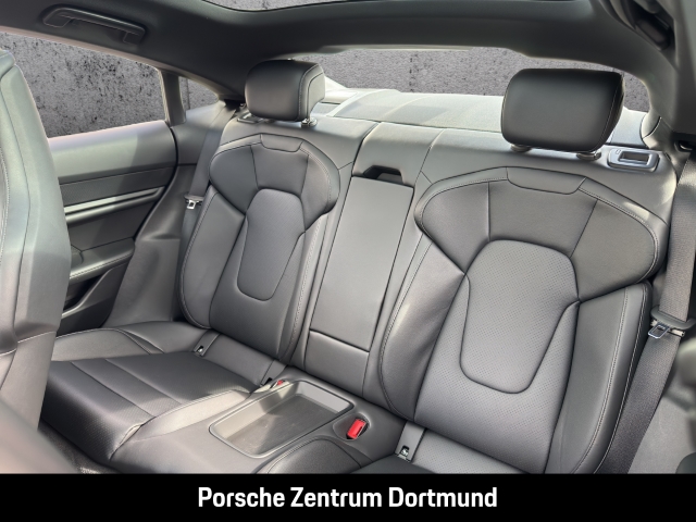Porsche Taycan 4 BOSE Panorama Luftfederung SportDesign