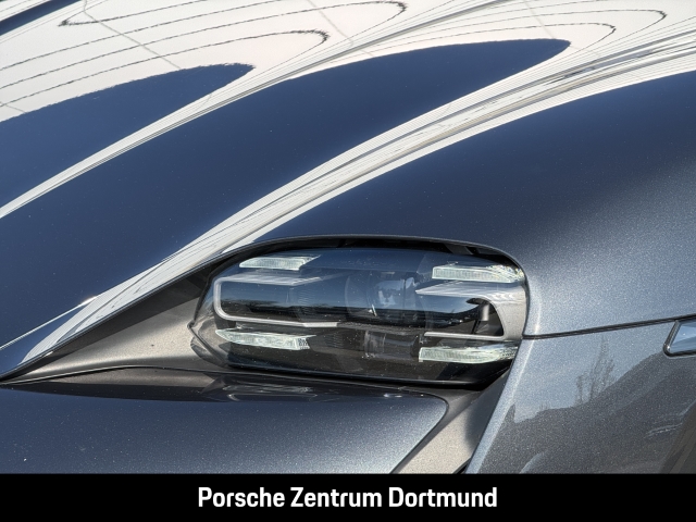 Porsche Taycan 4S