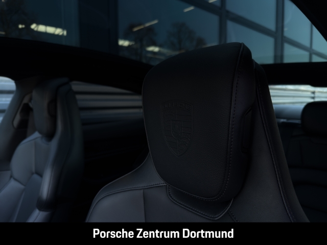 Porsche Taycan 4S