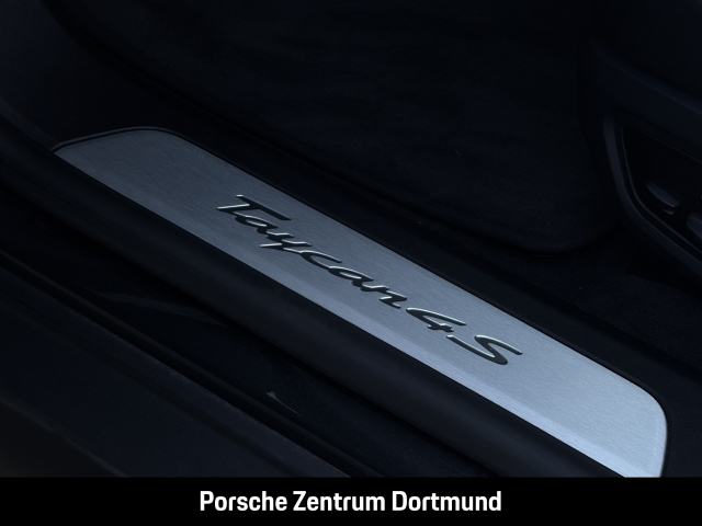 Porsche Taycan 4S