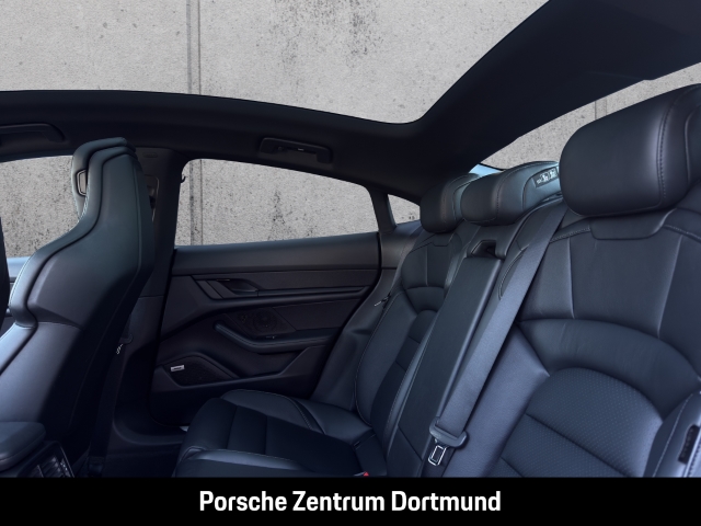 Porsche Taycan 4S