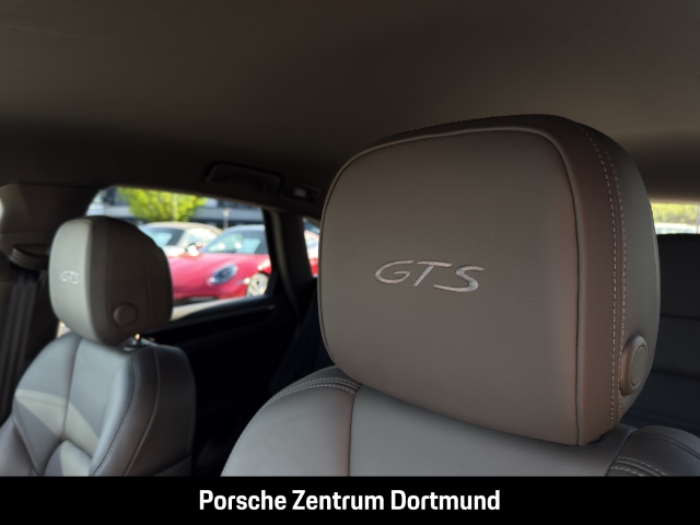 Porsche Macan GTS Rückfahrkamera Sportabgas PASM BOSE