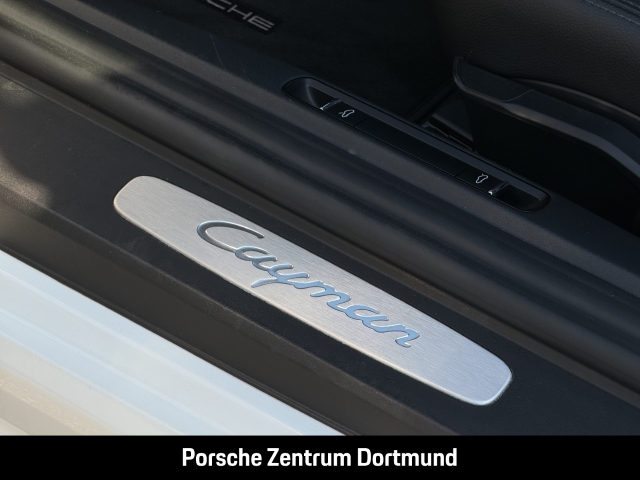 Porsche Cayman 718 Sportabgasanlage BOSE LED 20-Zoll