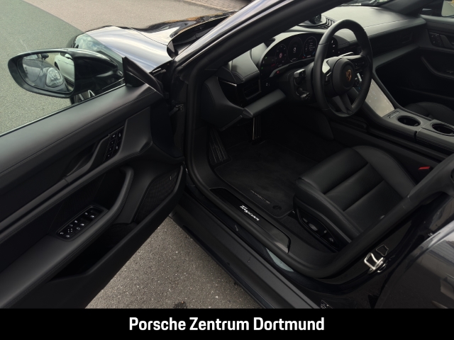 Porsche Taycan Sport Turismo Black Edition InnoDrive