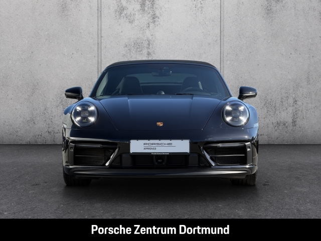 Porsche 992 (911) Carrera 4 GTS Cabriolet