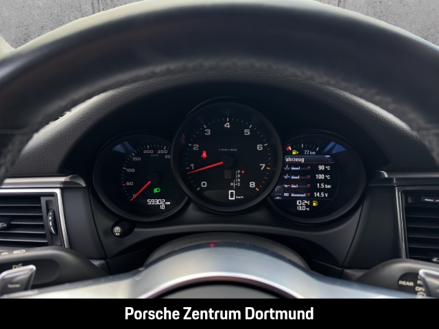 Porsche Macan Surround-View Abstandstempomat Erstbesitz