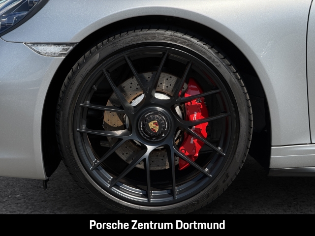 Porsche 991 911 Targa 4 GTS Sportabgas Sportsitze BOSE