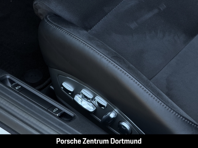 Porsche 991 911 Targa 4 GTS Sportabgas Sportsitze BOSE