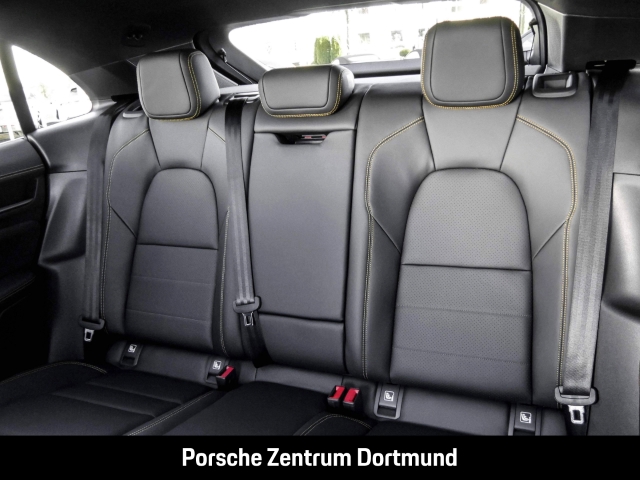 Porsche Macan 4 BOSE Panorama Rückfahrkamera InnoDrive