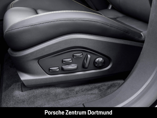 Porsche Macan 4 BOSE Panorama Rückfahrkamera InnoDrive