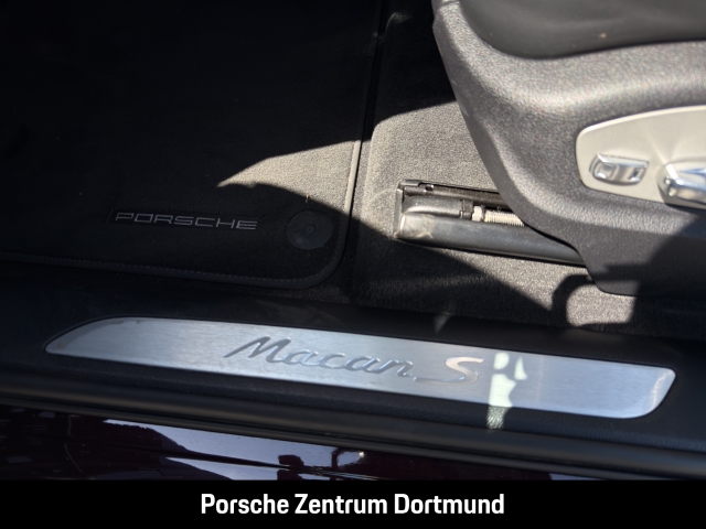 Porsche Macan S