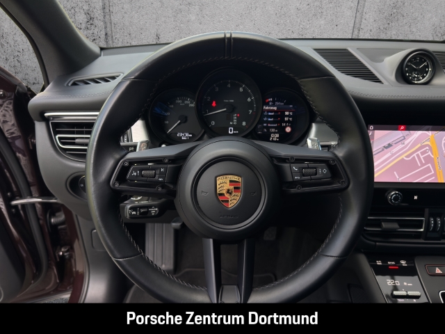 Porsche Macan Panorama Sportabgas Abstandstempostat