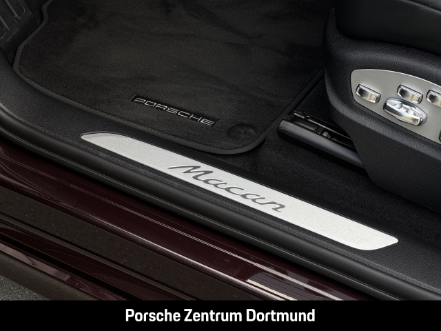 Porsche Macan Panorama Sportabgas Abstandstempostat