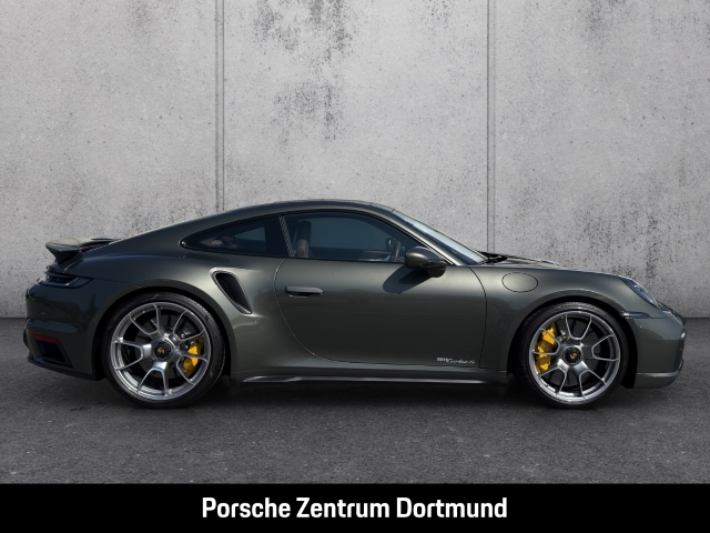 Porsche 992 (911) Turbo S Burmester Sportabgas InnoDrive