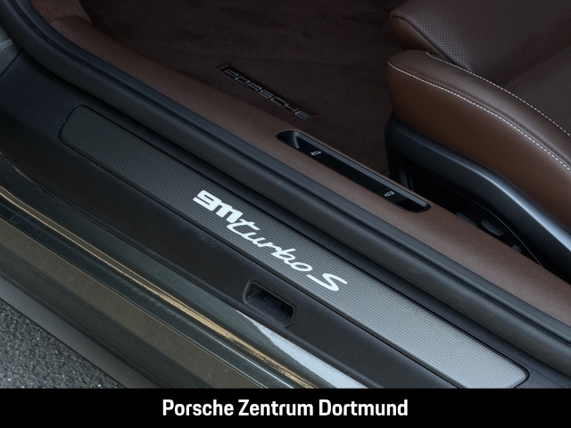 Porsche 992 (911) Turbo S Burmester Sportabgas InnoDrive