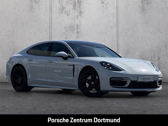 Porsche Panamera 4 E-Hybrid Platinum Edition