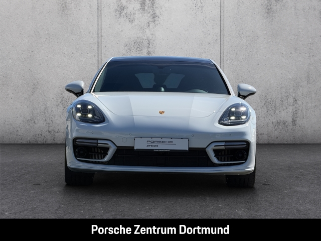 Porsche Panamera 4 E-Hybrid Platinum Edition