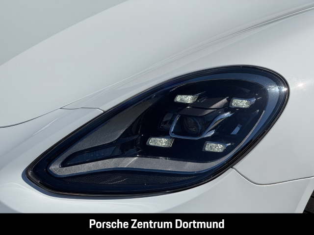 Porsche Panamera 4 E-Hybrid Platinum Edition