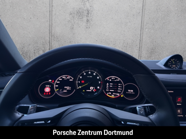 Porsche Panamera 4 E-Hybrid Platinum Edition