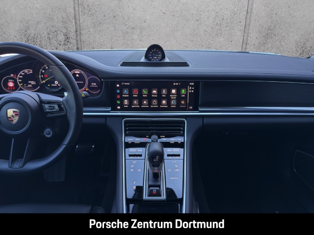 Porsche Panamera 4 E-Hybrid Platinum Edition