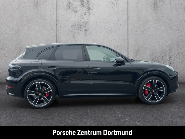 Porsche Cayenne GTS Bose Sportabgas Panorama InnoDrive