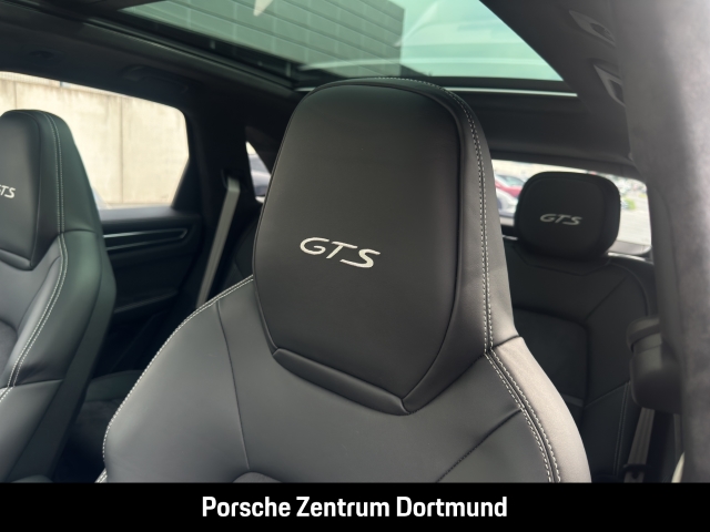 Porsche Cayenne GTS Bose Sportabgas Panorama InnoDrive