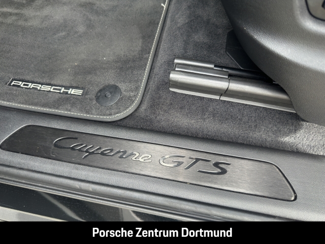 Porsche Cayenne GTS Bose Sportabgas Panorama InnoDrive