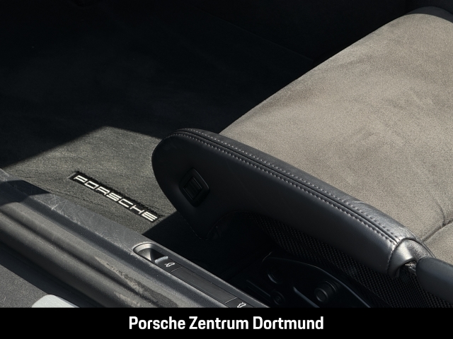 Porsche 718 Spyder PDK BOSE Sportabgas PDLS+ 20-Zoll