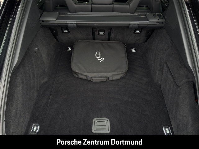 Porsche Panamera 4 E-Hybrid Platinum Edition BOSE 20-Zoll