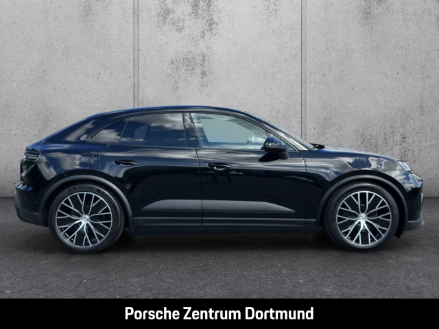 Porsche Macan 4