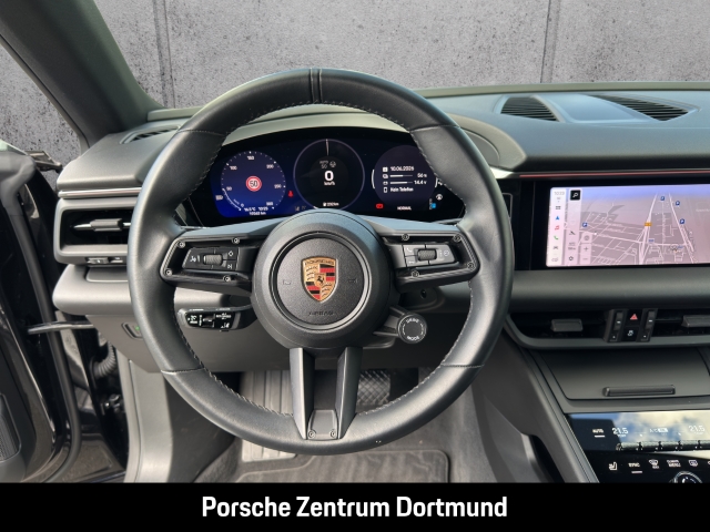 Porsche Macan 4