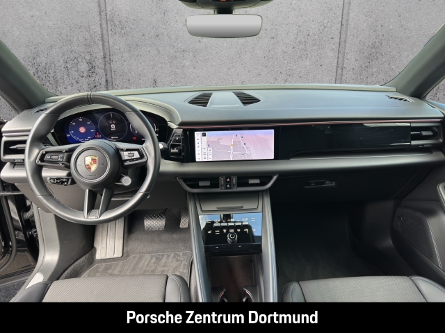Porsche Macan 4
