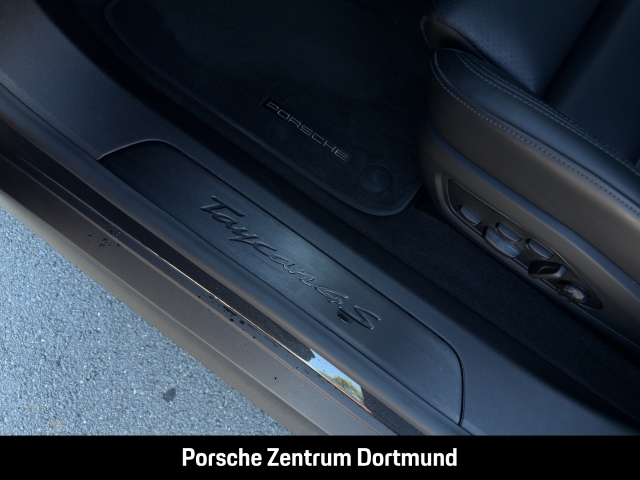 Porsche Taycan 4S Sport Turismo BOSE InnoDrive 20-Zoll