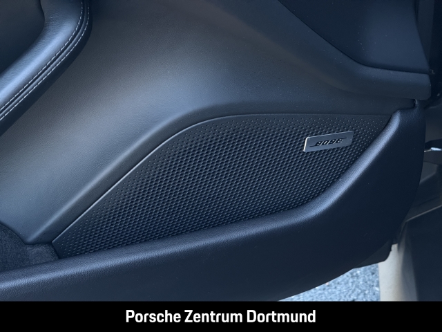 Porsche Taycan 4S Sport Turismo BOSE InnoDrive 20-Zoll